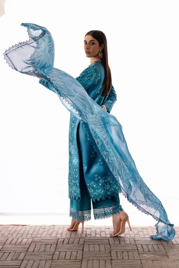 Sarvenia Embroidered Lawn Suit