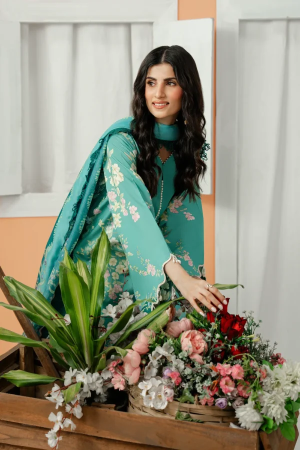 Lazuli printed lawn suit with voil dupatta